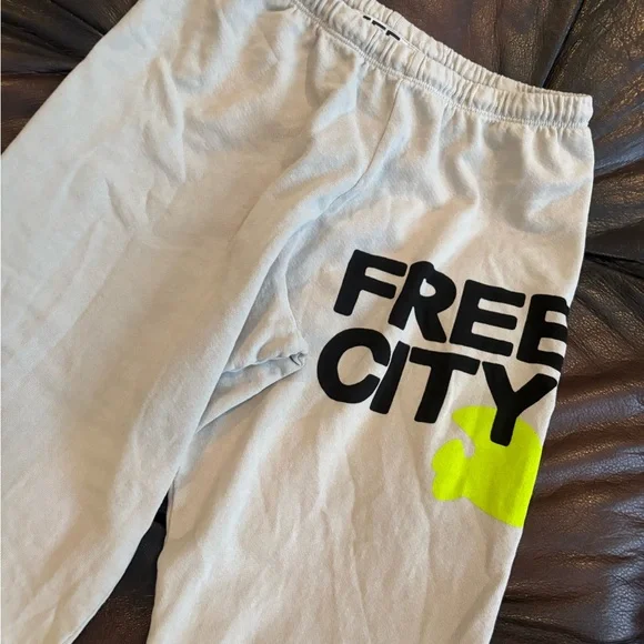 ✨FREECITY Logo Cotton Sweatpants in Stardust Size XS NWT - Picture 8 of 16